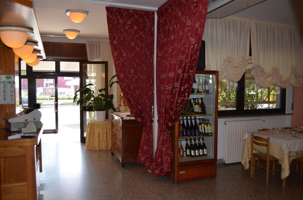 Hotel Pilotto Peschiera del Garda Exterior foto
